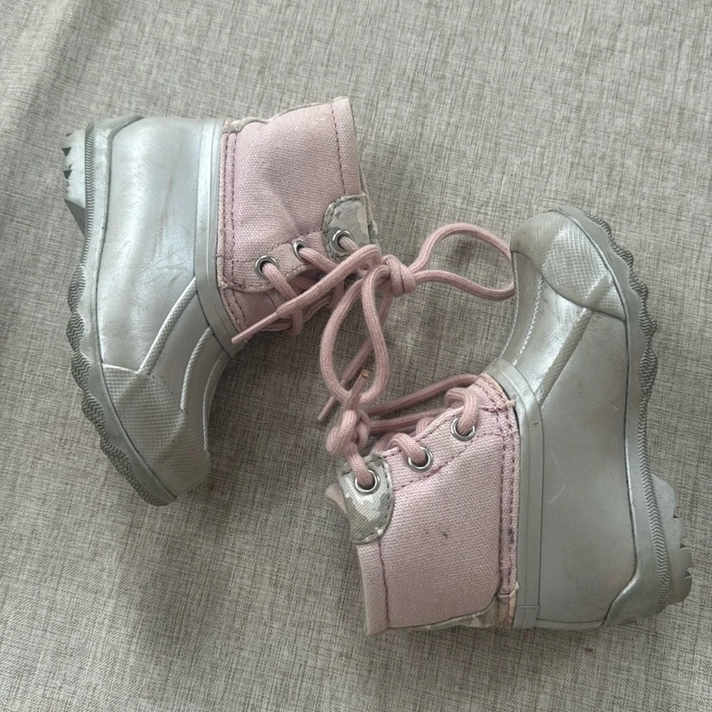 Sperry Duck Boots Waterproof sparkle Toddler Girls size 6‎ rain waterproof